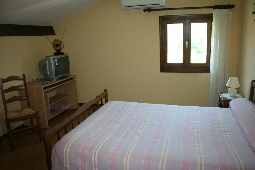 Chambres D'Hotes Chez Pascaline Ispoure Rom bilde